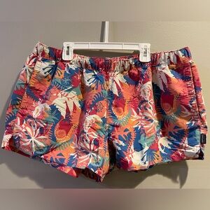 Extra Large Patagonia Barley Baggies Shorts- 2 1/2 inch